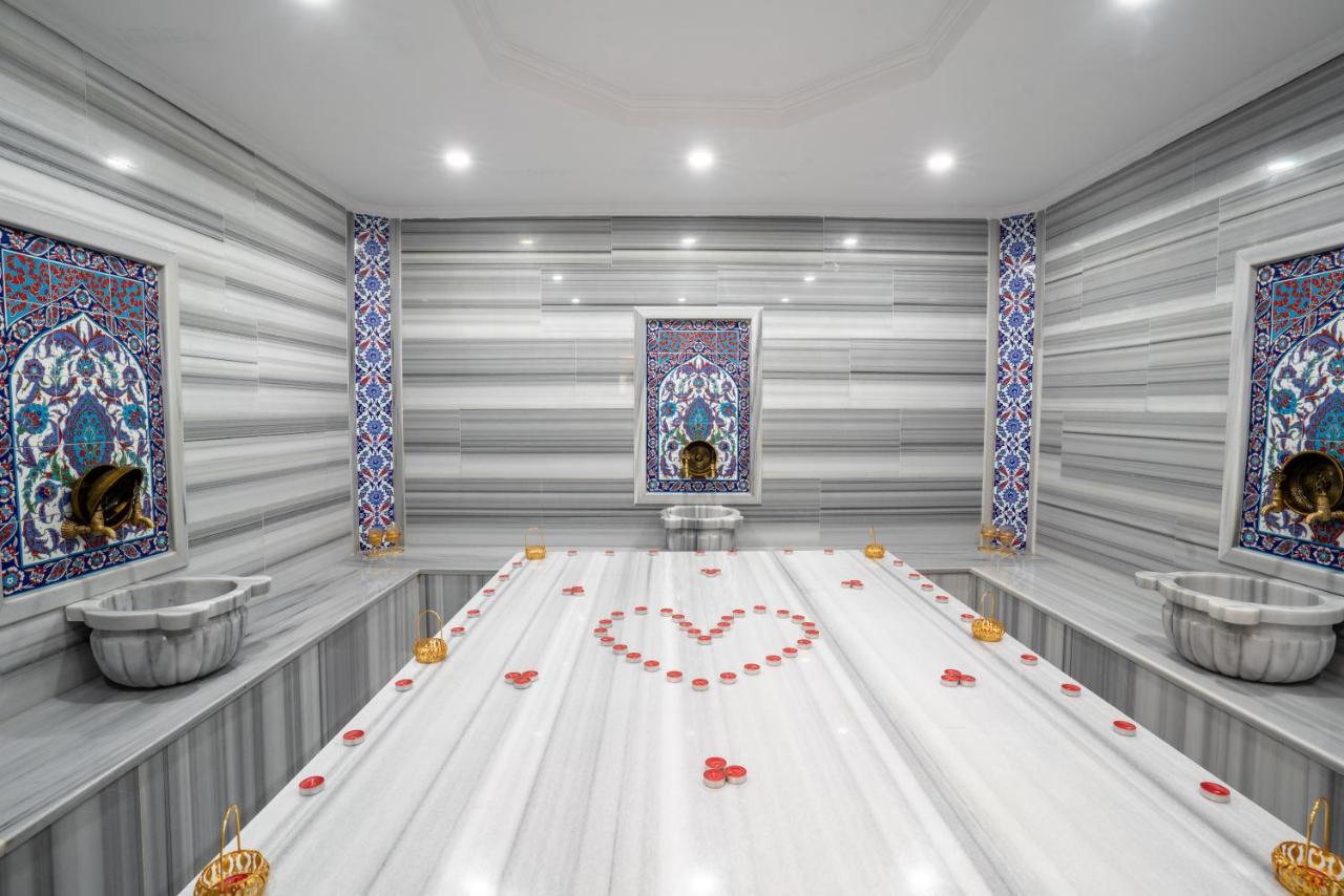 Poison Garden Suite Gozalan ภายนอก รูปภาพ